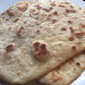 Easy Naan Bread - FlyPeachPie