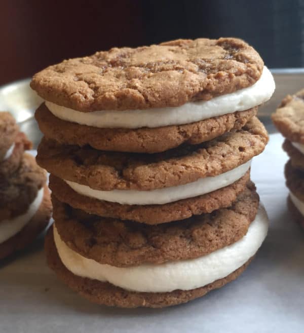 Oatmeal Cream Pies - FlyPeachPie