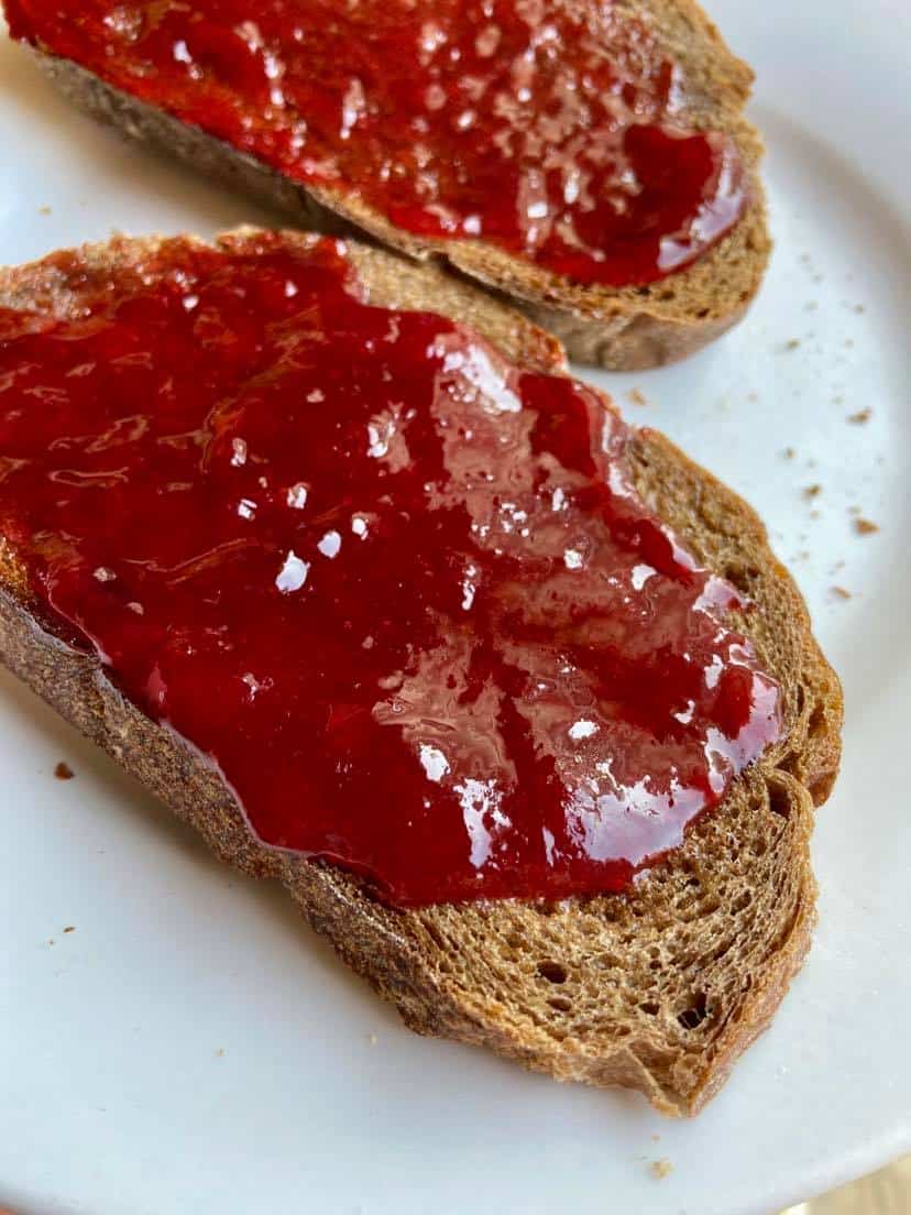 Tart Plum Jam Without Pectin - FlyPeachPie