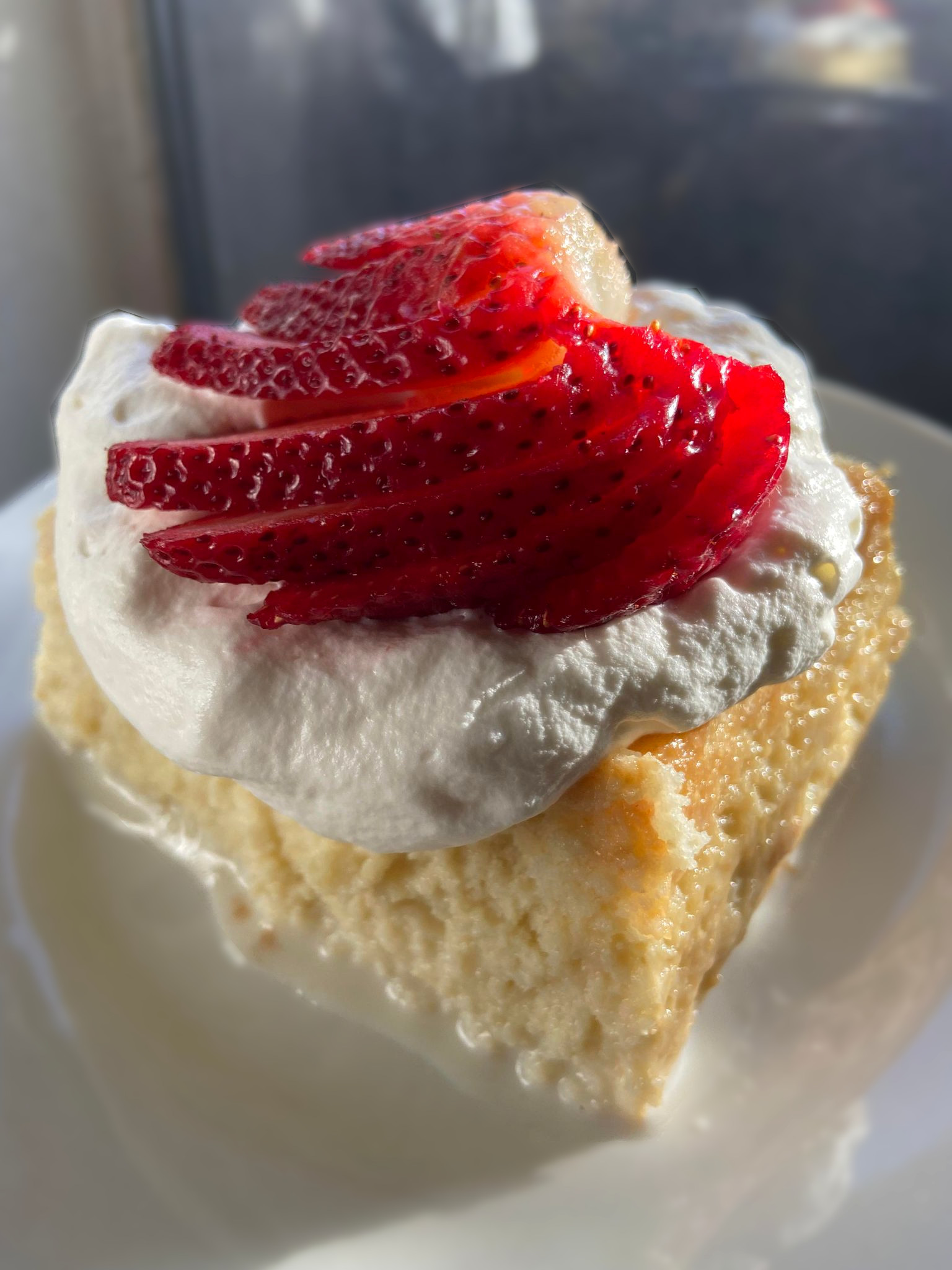 vanilla-tres-leches-cake-flypeachpie